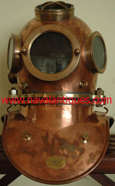 Rene Piel diving helmet