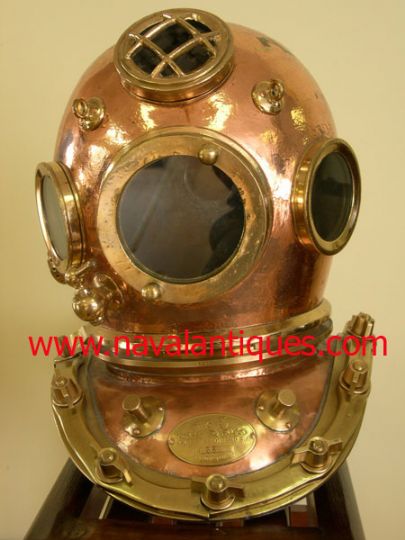 Carbonell Gimeno diving helmet