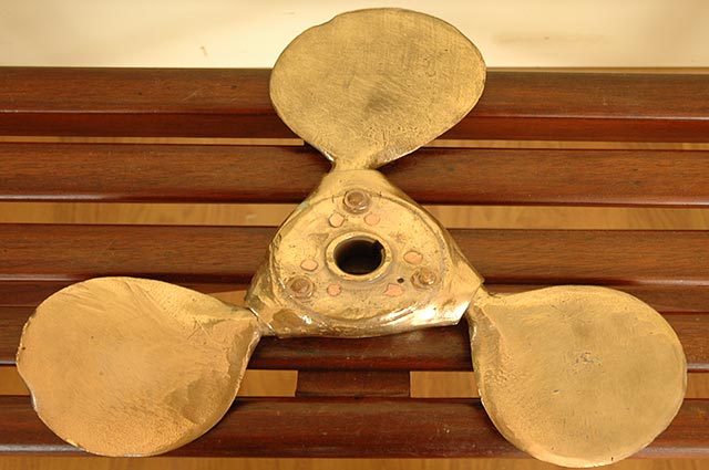 Hélice de palas intercambiables